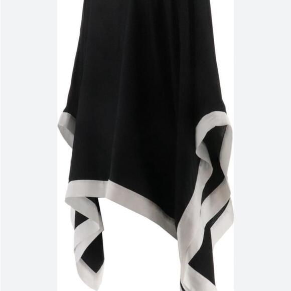 COLEBROOKE by Windsmore black & white chiffon colour block flowy top. - Picture 3 of 12
